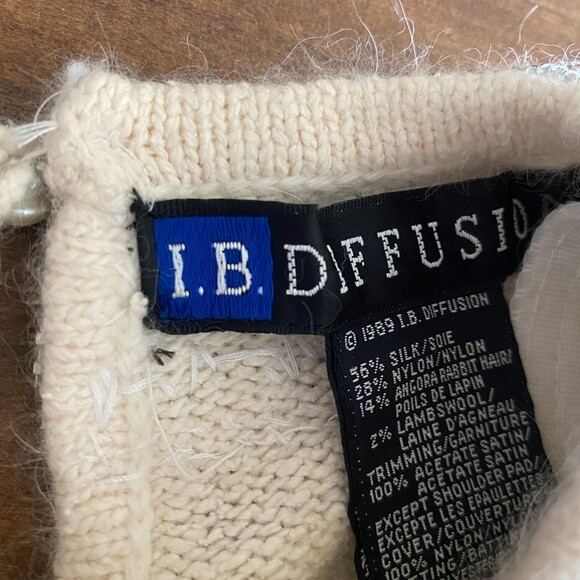 Vintage I.B. Diffusion Beaded Sweater Women's Small - Picture 14 of 14